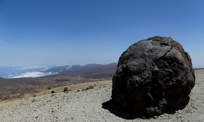 "Huevos"  Teidské vajíčka, cca 2500 m.n.m.