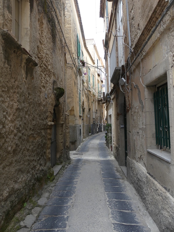 P1290273