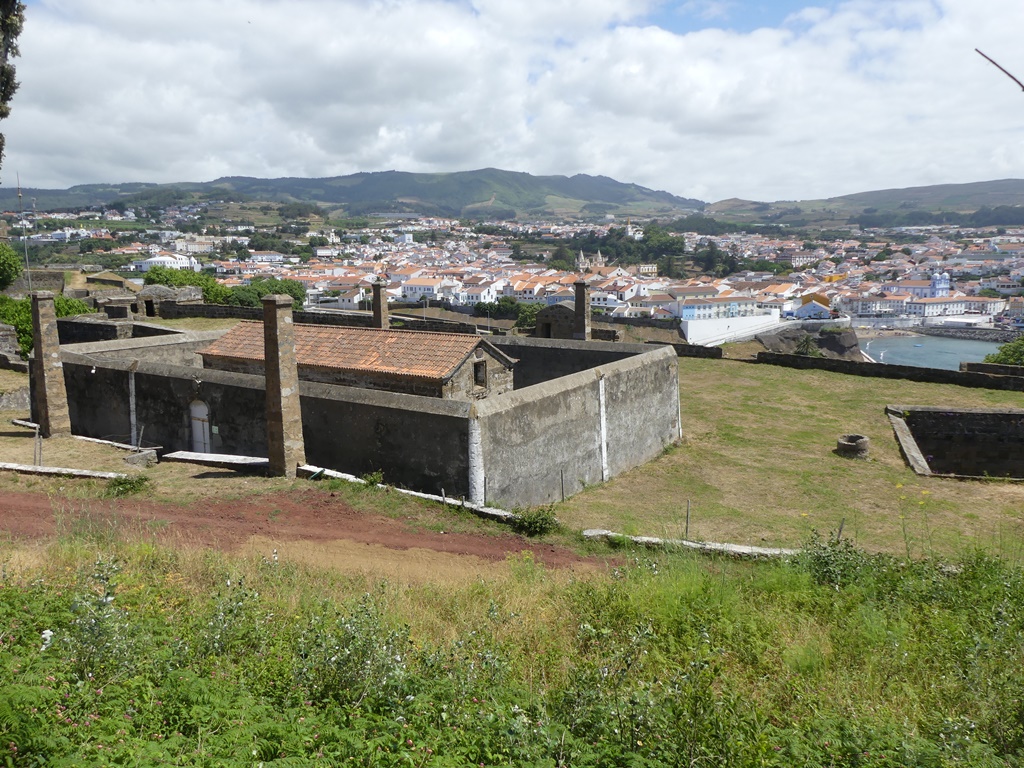 P1290898