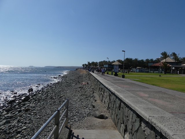 P1430503