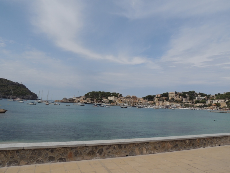 Příjezd tramvají do Port de Soler